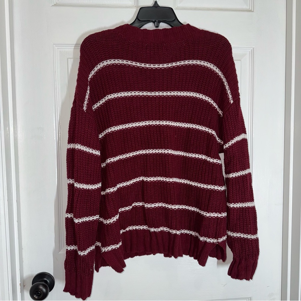 M157 American Eagle Outfitters Dark Red Burgundy Knit Sweater with White Stripes - Picture 10 of 13